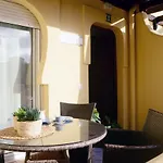 Townhouse El Sultan, 6 Sleeps, Wi-fi & Tv Package *