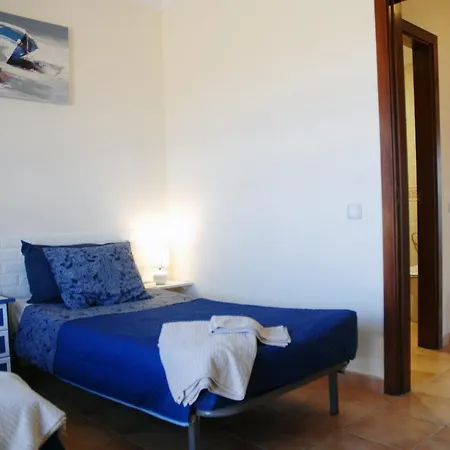 Townhouse El Sultan, 6 Sleeps, Wi-fi & Tv Package 빌라 코라레호