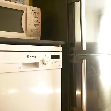 Townhouse El Sultan, 6 Sleeps, Wi-fi & Tv Package 빌라
