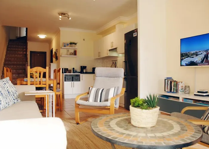 ヴィラ Townhouse El Sultan, 6 Sleeps, Wi-fi & Tv Package