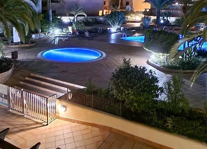 Townhouse El Sultan, 6 Sleeps, Wi-fi & Tv Package ヴィラ *