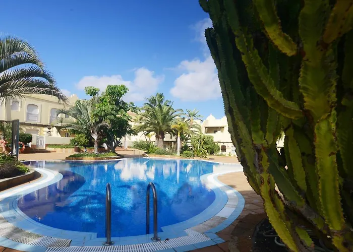 Townhouse El Sultan, 6 Sleeps, Wi-fi & Tv Package ヴィラ コラレホ