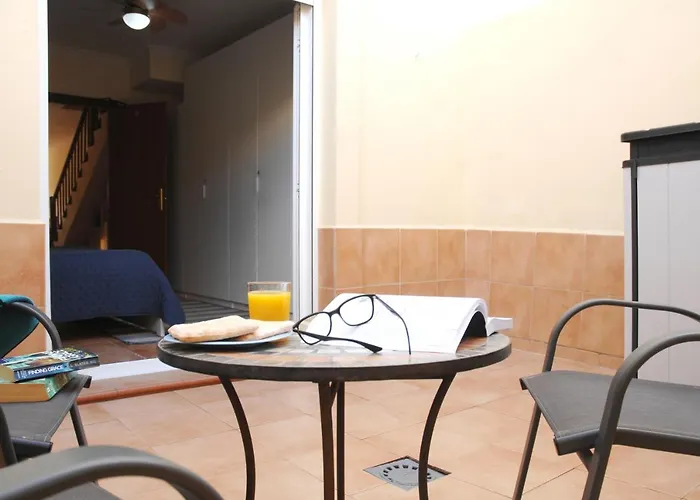 Townhouse El Sultan, 6 Sleeps, Wi-fi & Tv Package *