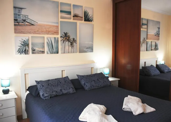 Townhouse El Sultan, 6 Sleeps, Wi-fi & Tv Package コラレホ