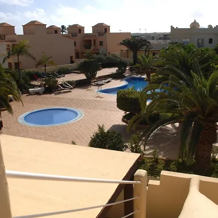 Townhouse El Sultan, 6 Sleeps, Wi-fi & Tv Package Villa Corralejo