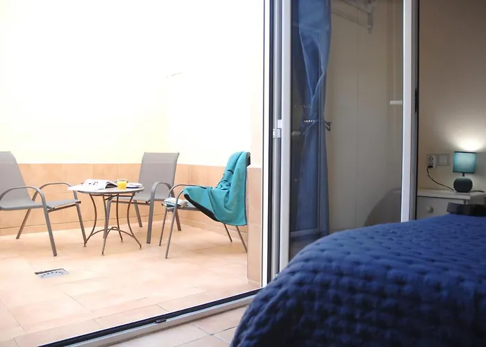 Townhouse El Sultan, 6 Sleeps, Wi-fi&tv Package